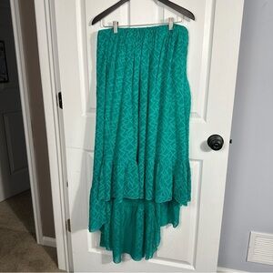 Free People green hi/low skirt, textured, flowy, elastic waist, size large